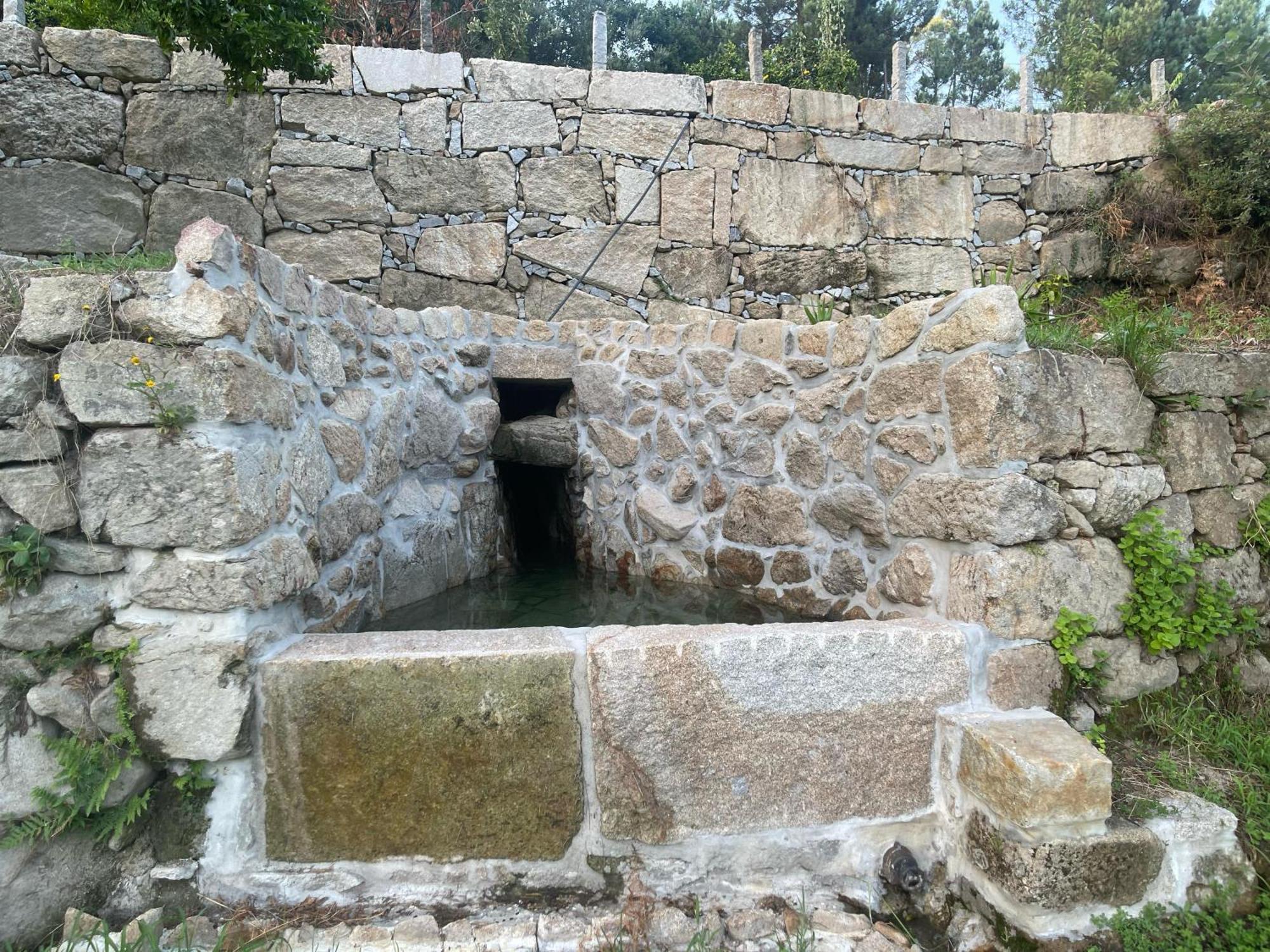 Nascente, Place In Nature Next To A Waterfall Loureiro  Luaran gambar